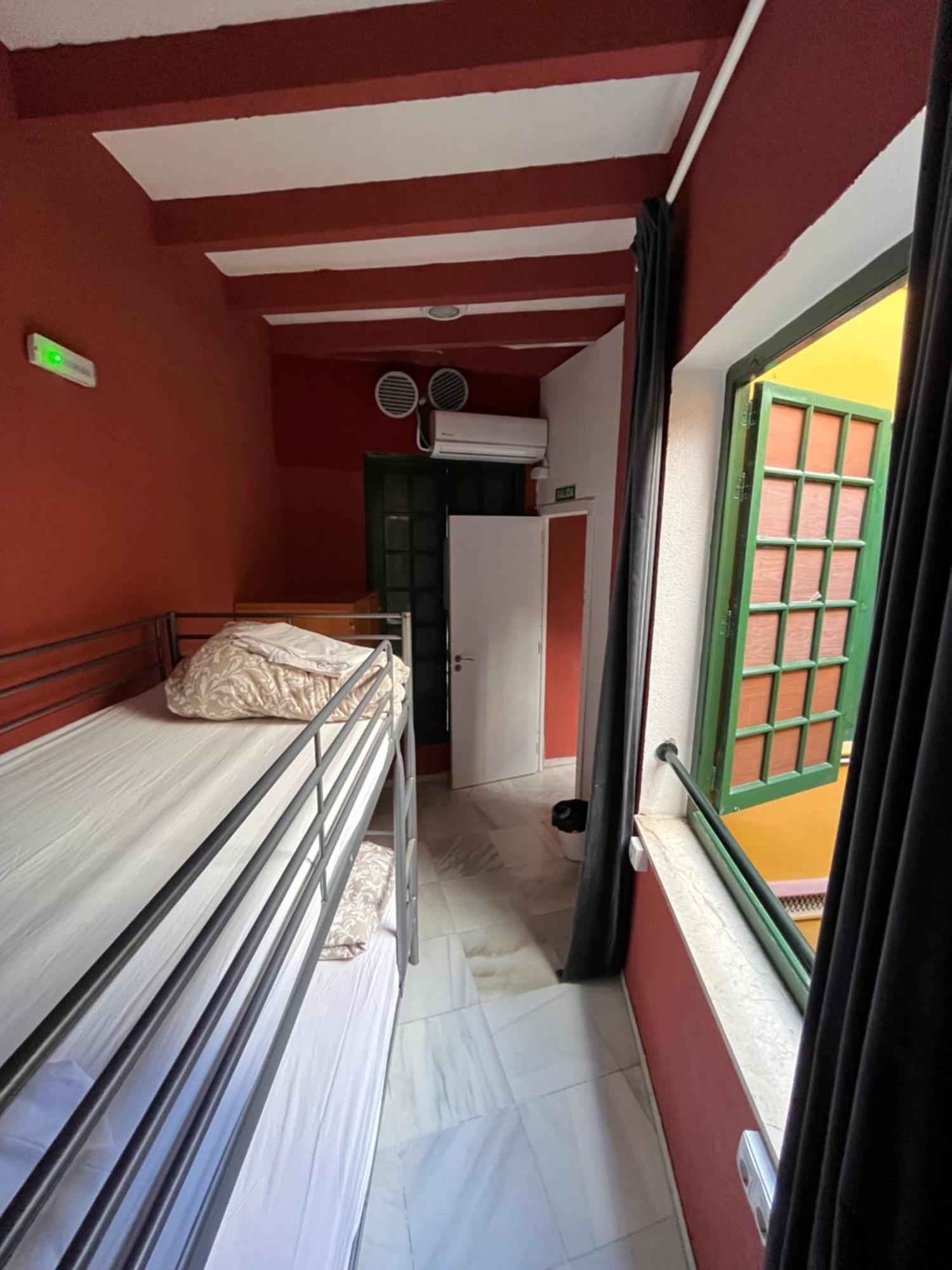 San Isidoro Hostel Sevilla Exterior foto
